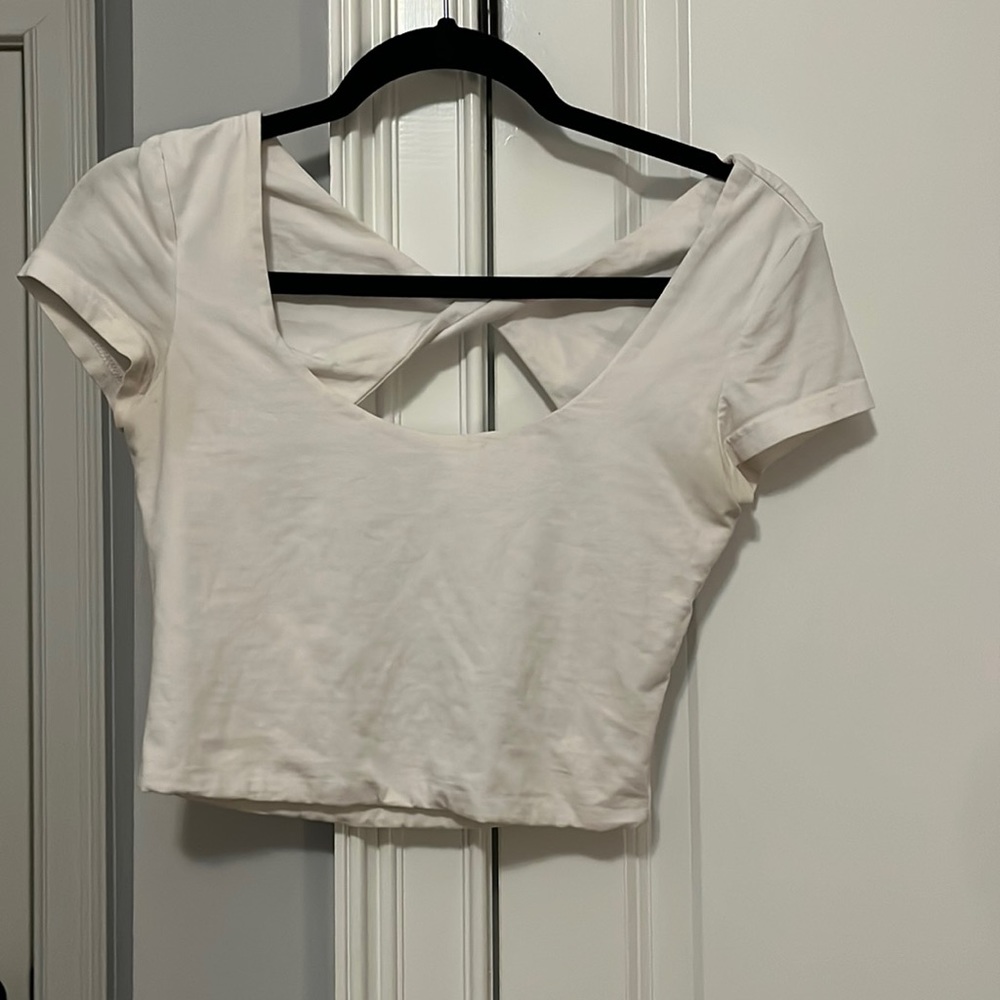 SUPERDOWN white tee with cut outs in back S